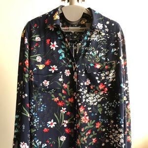 New York & Company V-neck blouse